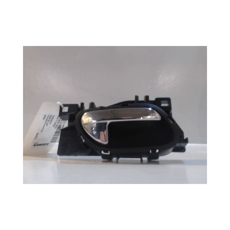POIGNEE INTERIEURE PORTE AVANT DROIT PEUGEOT 5008 2009-