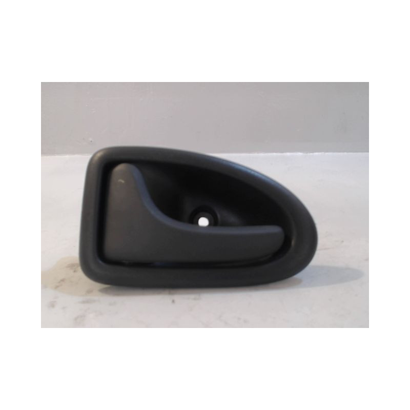 POIGNEE INTERIEURE PORTE ARRIERE GAUCHE RENAULT CLIO II CAMPUS 06-