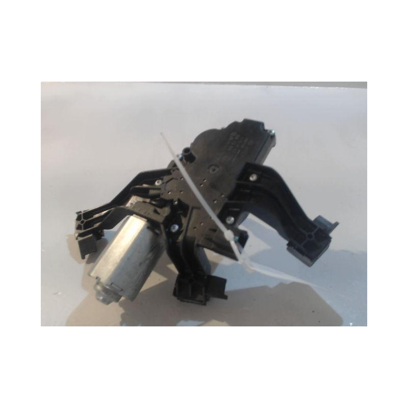MOTEUR ESSUIE-GLACE ARRIERE PEUGEOT 207 2007-