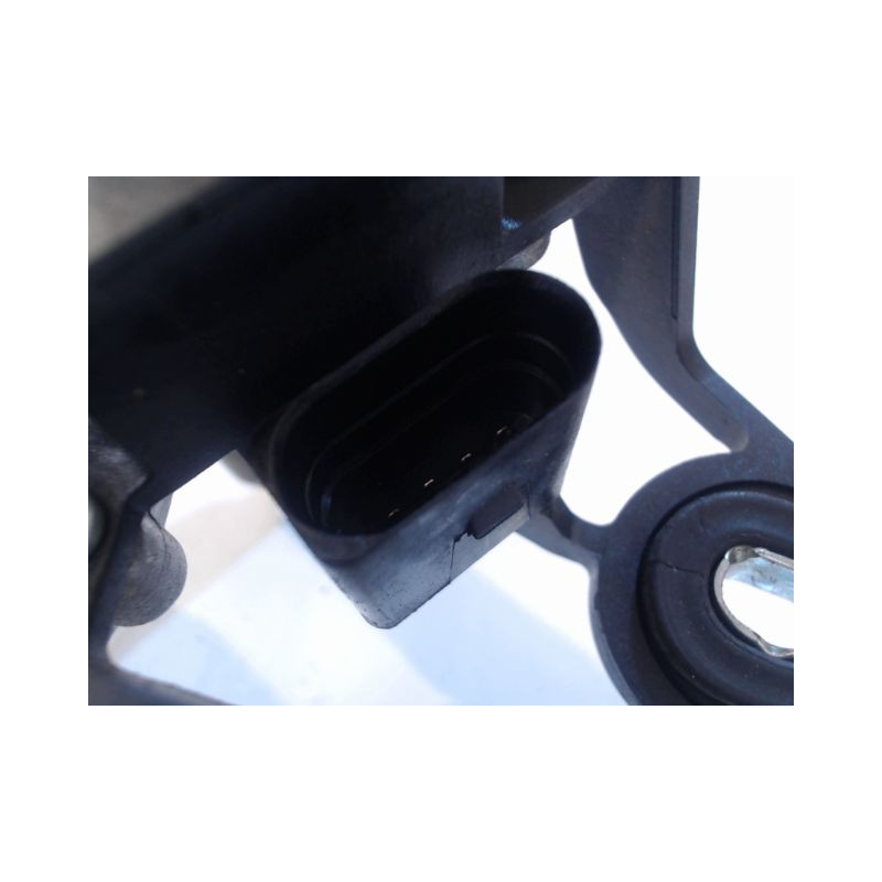 MOTEUR ESSUIE-GLACE ARRIERE VOLKSWAGEN GOLF VI 2008-