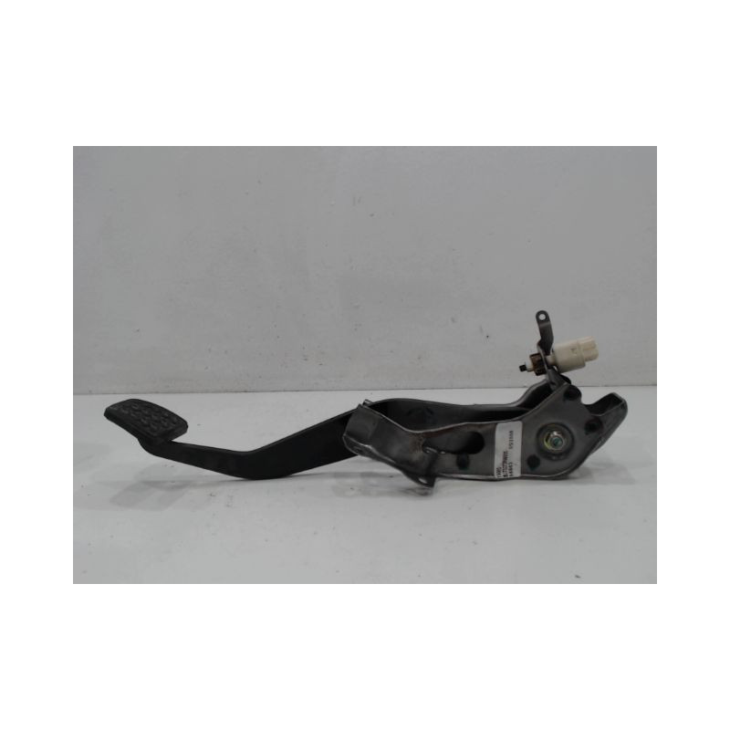 PEDALE DE FREIN TOYOTA YARIS