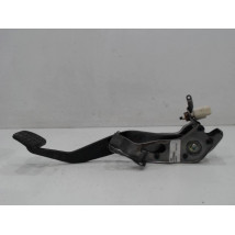 PEDALE DE FREIN TOYOTA YARIS