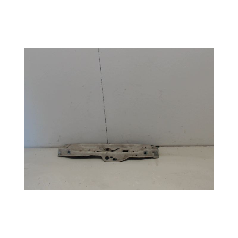 TRAVERSE SUPERIEURE ARMATURE AVANT OPEL ASTRA