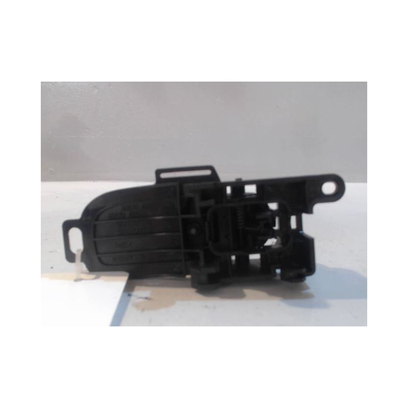 POIGNEE INTERIEURE PORTE AVANT DROIT NISSAN MICRA 2003-2005