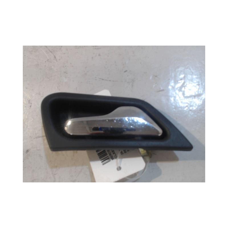 POIGNEE INTERIEURE PORTE AVANT DROIT MERCEDES CLASSE C 2004-