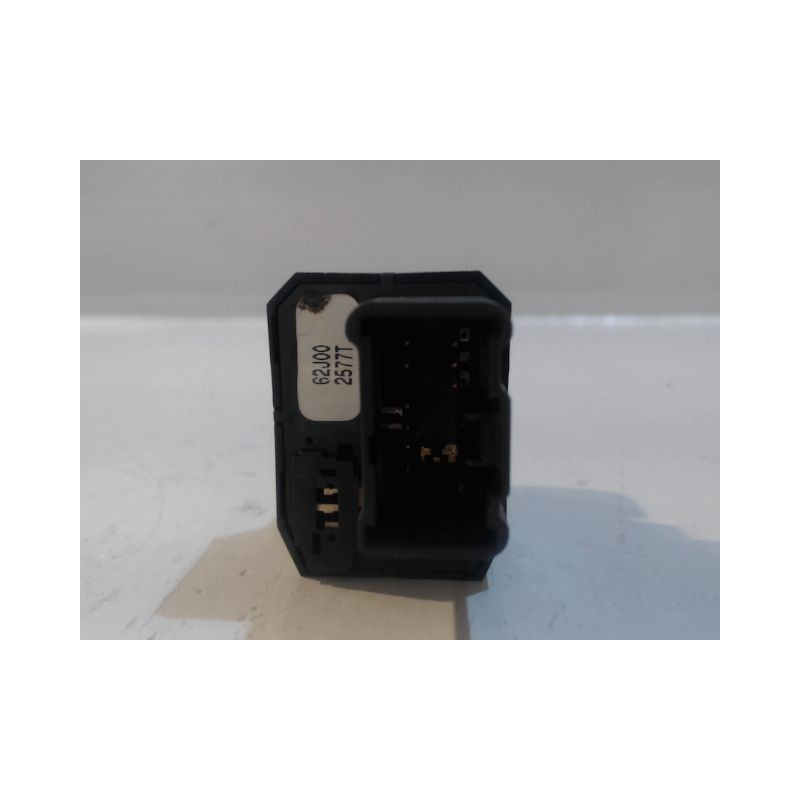 COMMANDE RETROVISSEUR EXTERIEUR ELECTRIQUE SUZUKI SWIFT 3P