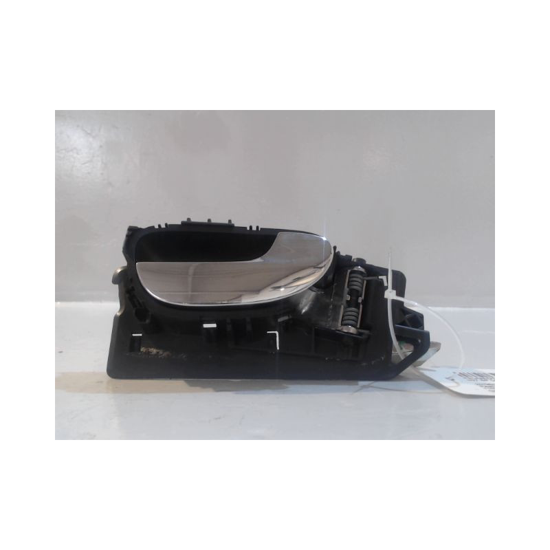 POIGNEE INTERIEURE PORTE AVANT DROIT PEUGEOT 307 2005-2007