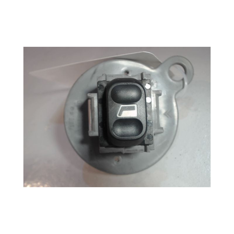COMMANDE LEVE-GLACE PORTE ARD CITROEN XSARA PICASSO