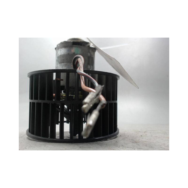 MOTEUR VENTILATEUR CHAUFFAGE OPEL CORSA