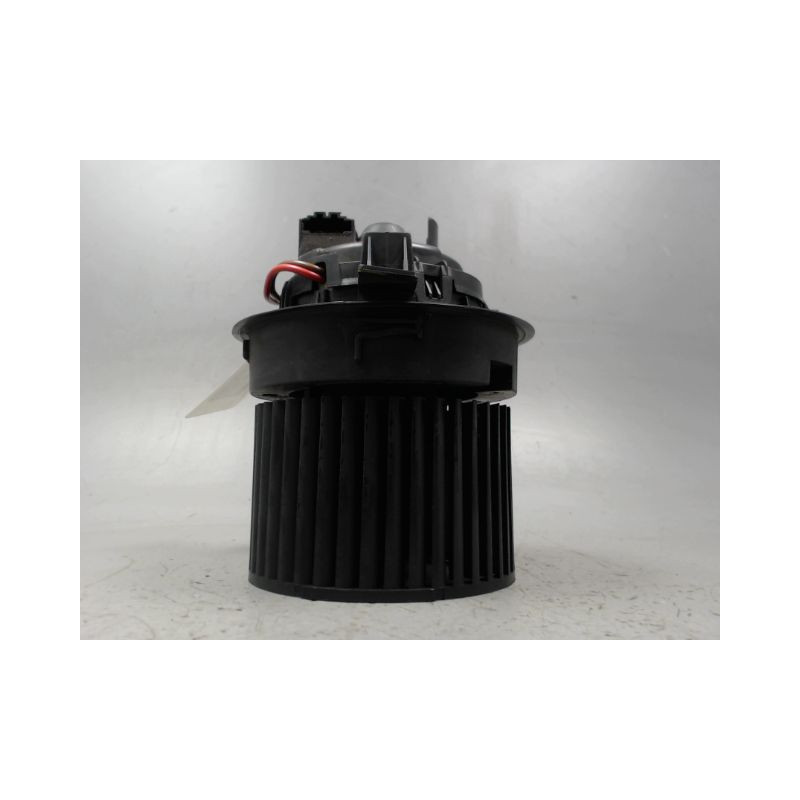 MOTEUR VENTILATEUR CHAUFFAGE DACIA SANDERO