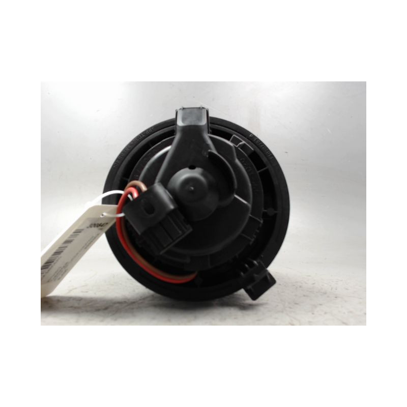 MOTEUR VENTILATEUR CHAUFFAGE DACIA SANDERO