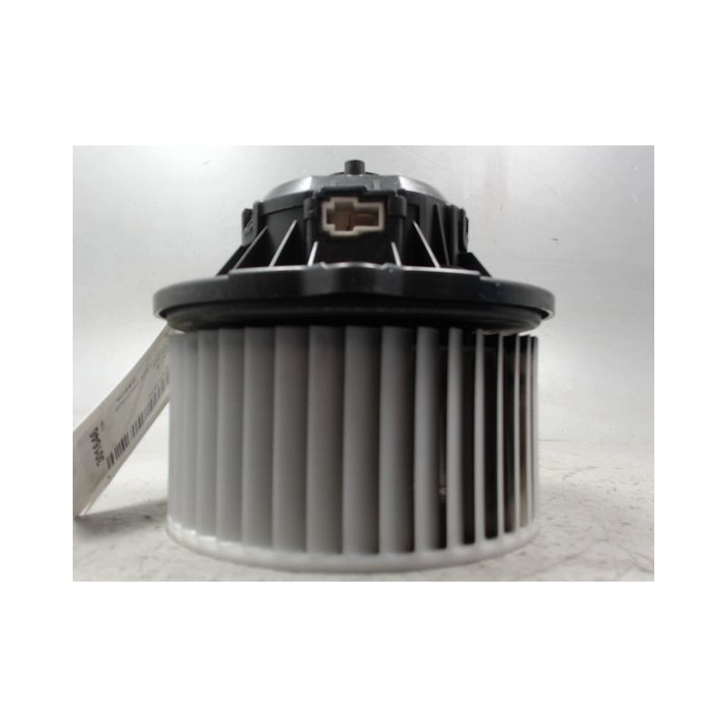MOTEUR VENTILATEUR CHAUFFAGE KIA SPORTAGE