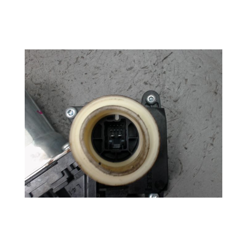 MECANISME+MOTEUR LEVE-GLACE AVANT GAUCHE TOYOTA YARIS