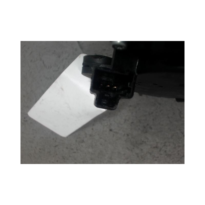 MOTEUR ESSUIE-GLACE ARRIERE FORD FIESTA