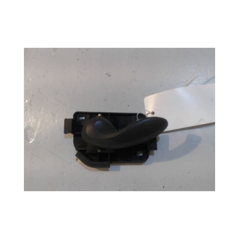 POIGNEE INTERIEURE PORTE AVANT GAUCHE FIAT PUNTO 99-2003