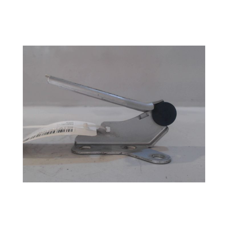 COMPAS DROIT CAPOT VOLKSWAGEN POLO 02-05