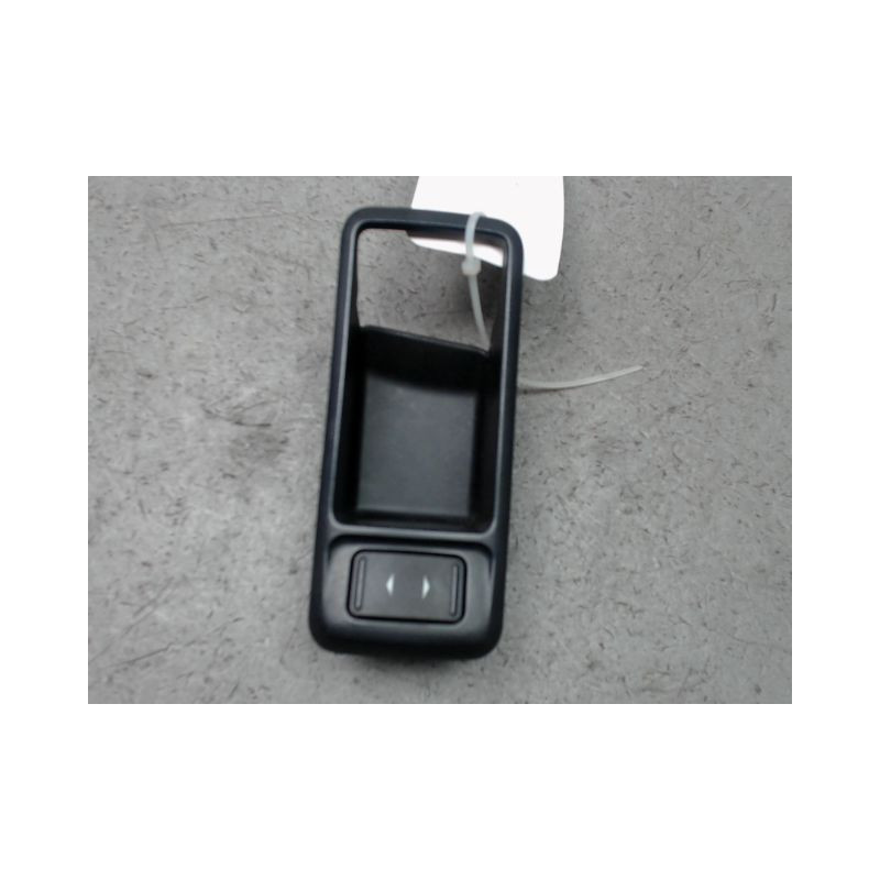 COMMANDE LEVE-GLACE PORTE AVD FORD FOCUS