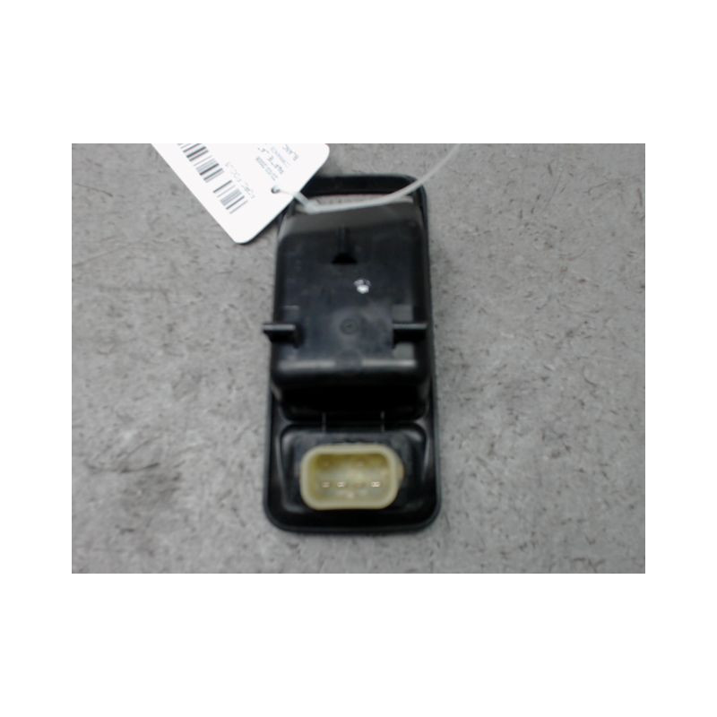 COMMANDE LEVE-GLACE PORTE AVD FORD FOCUS