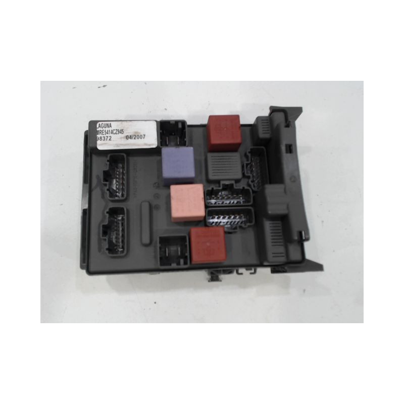 PLATINE FUSIBLE AVANT RENAULT LAGUNA