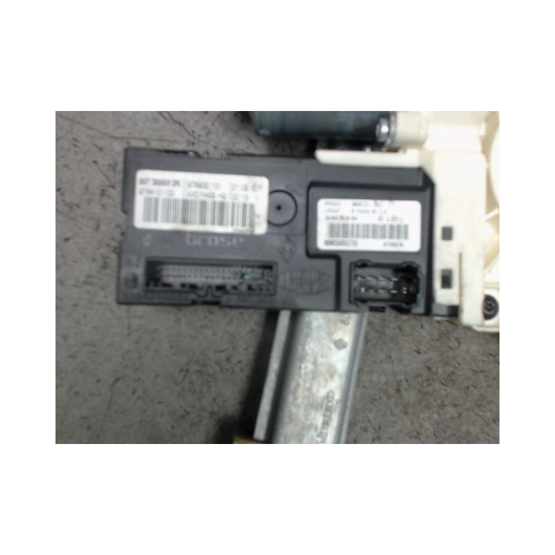 MECANISME+MOTEUR LEVE-GLACE AVANT DROIT RENAULT LAGUNA