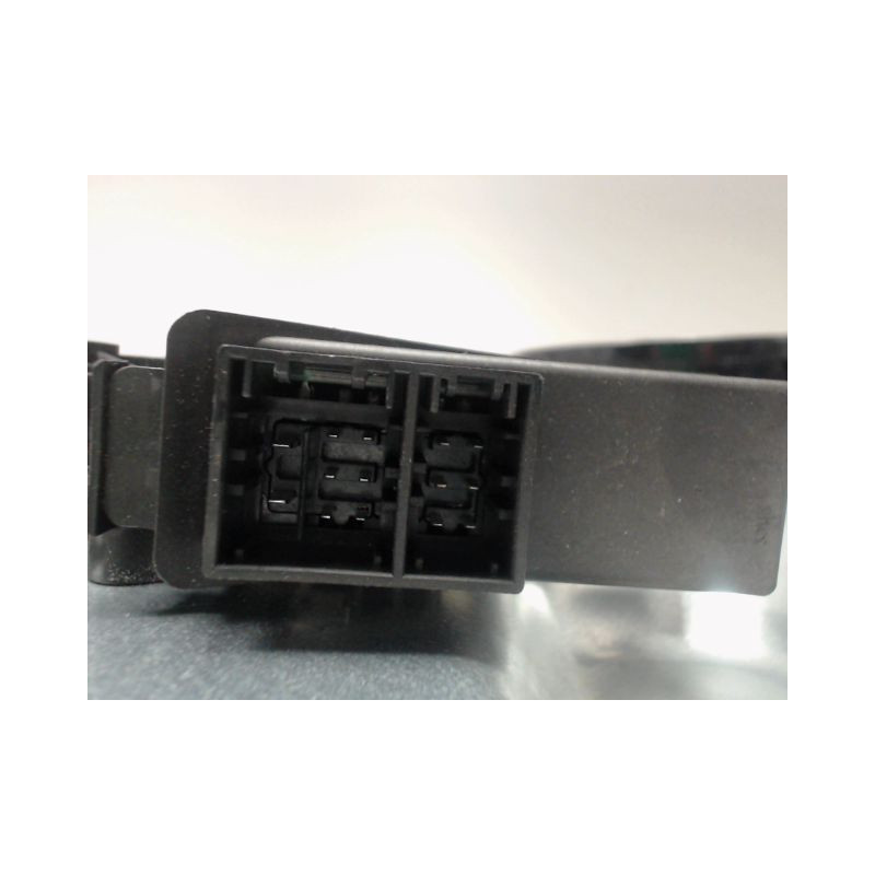 MECANISME+MOTEUR LEVE-GLACE AVANT DROIT VOLKSWAGEN POLO