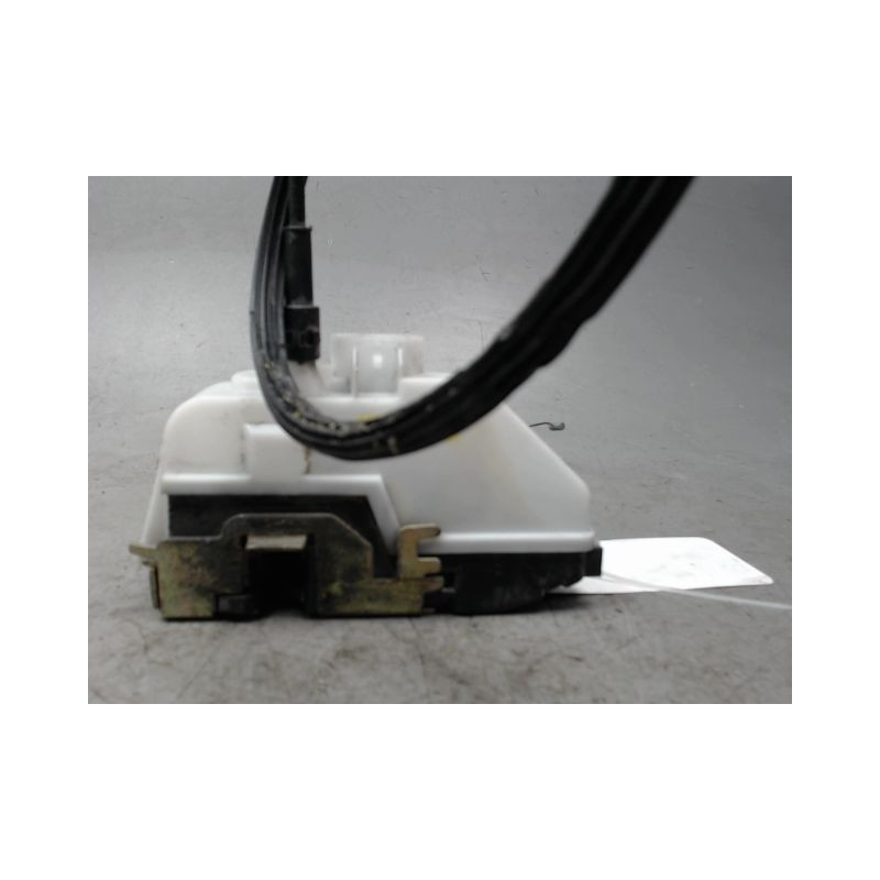 SERRURE PORTE AVANT DROIT CITROEN C3