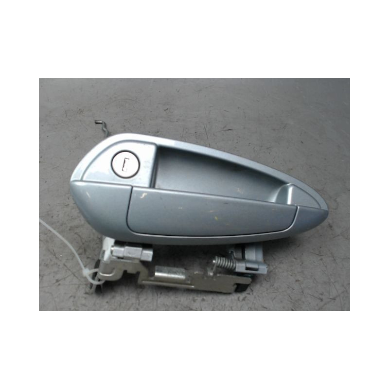 POIGNEE EXTERIEURE PORTE AVANT GAUCHE FIAT PUNTO