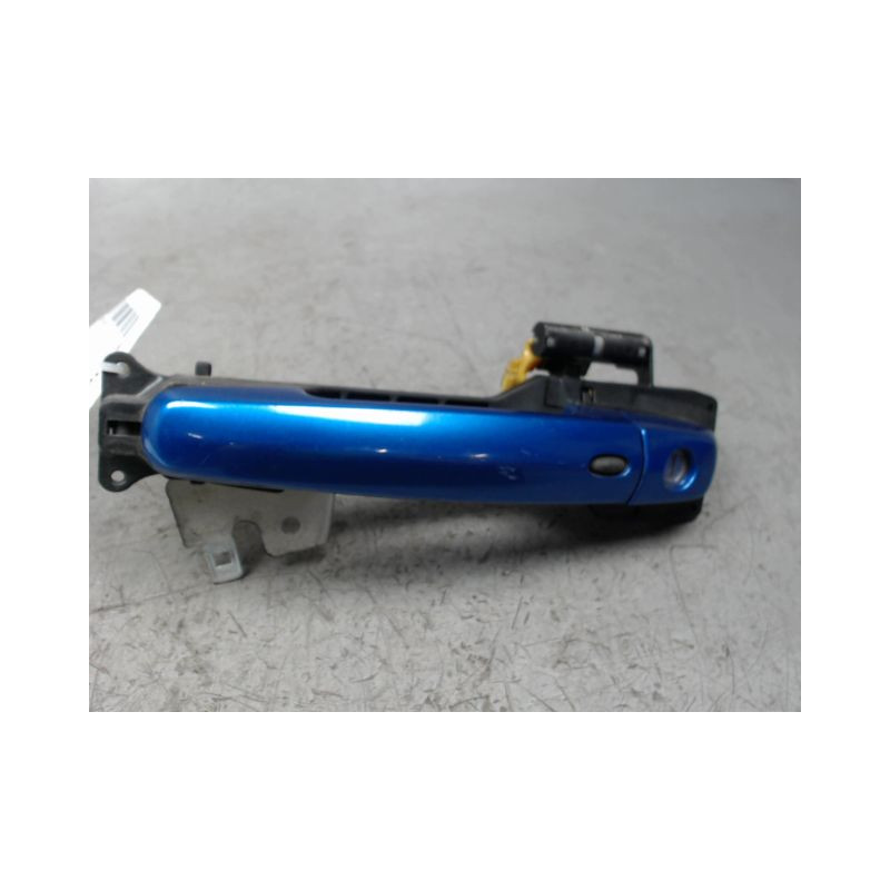 POIGNEE EXTERIEURE PORTE AVANT GAUCHE SUZUKI SWIFT