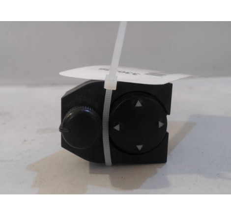 COMMANDE RETROVISSEUR EXT ELECTRIQUE