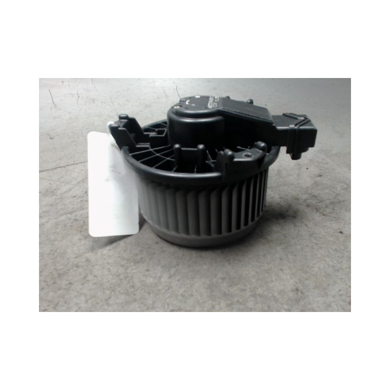 MOTEUR VENTILATEUR CHAUFFAGE SUZUKI SWIFT
