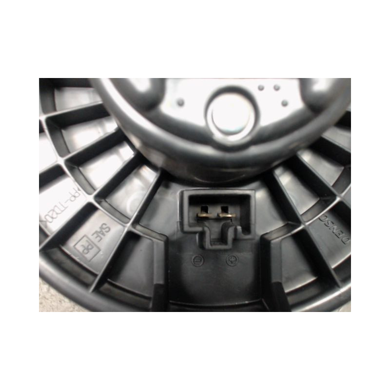 MOTEUR VENTILATEUR CHAUFFAGE SUZUKI SWIFT