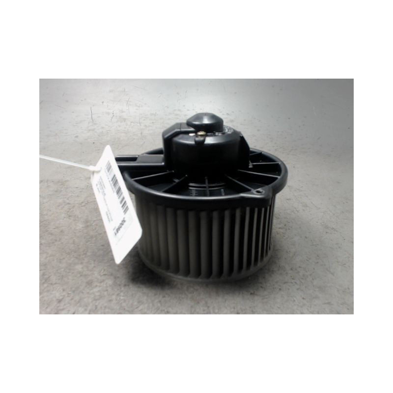 MOTEUR VENTILATEUR CHAUFFAGE TOYOTA AVENSIS