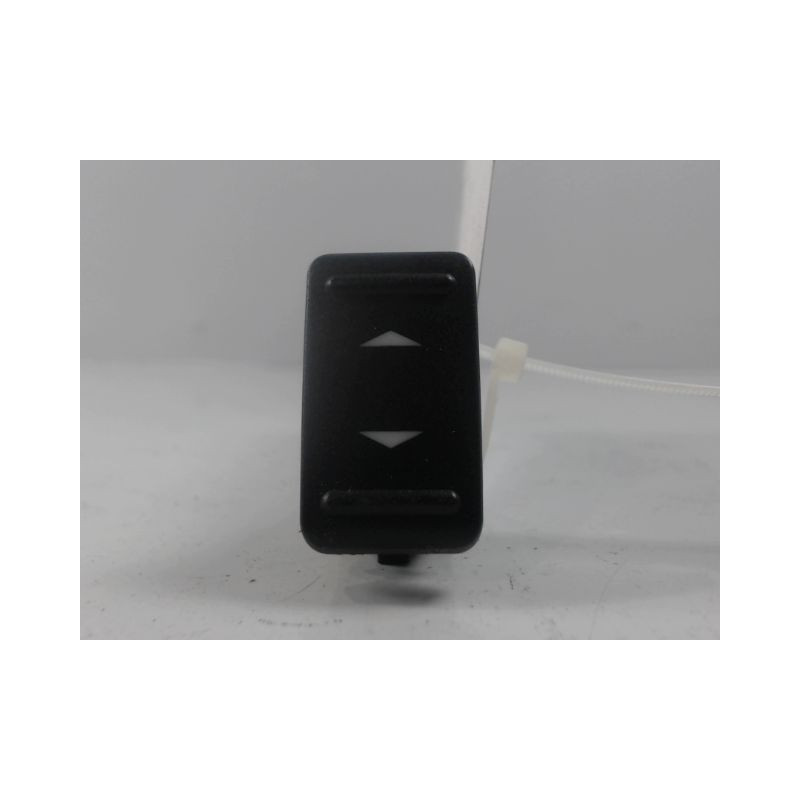 COMMANDE LEVE-GLACE PORTE ARD FORD FOCUS 04-07