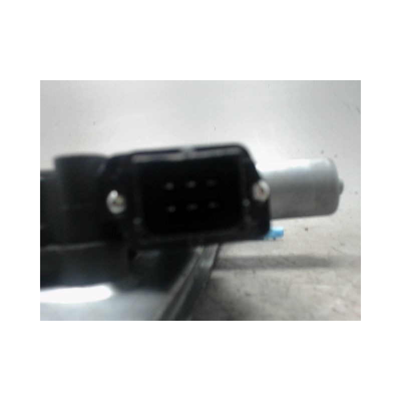 MECANISME+MOTEUR LEVE-GLACE AVANT GAUCHE OPEL CORSA