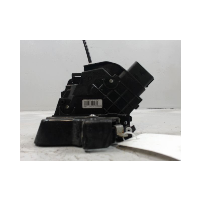 SYSTEME CONDAMNATION AVANT DROIT FORD FOCUS 2008-