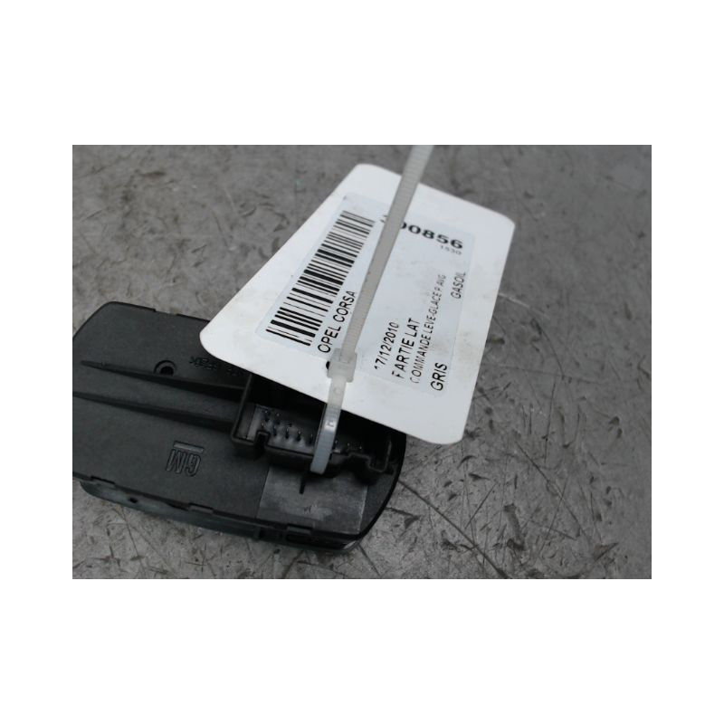 COMMANDE LEVE-GLACE PORTE AVG OPEL CORSA