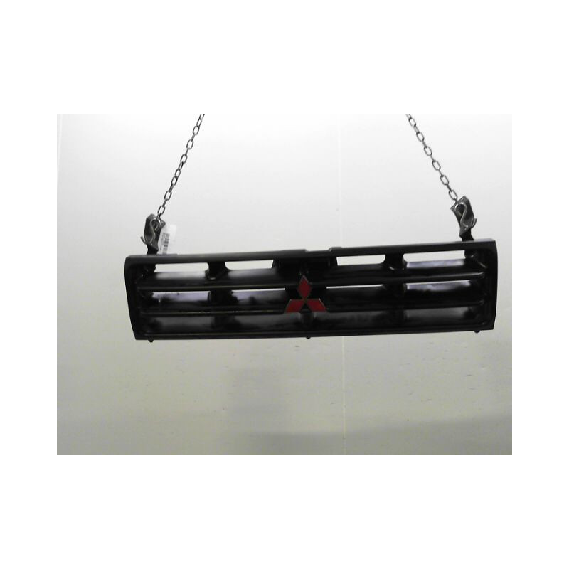 CALANDRE MITSUBISHI PAJERO BREAK III Phase 1 2000-2003