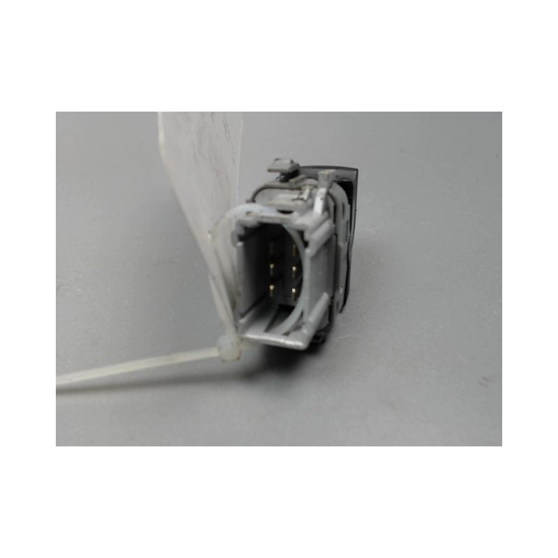 COMMANDE LEVE-GLACE PORTE AVD RENAULT MEGANE
