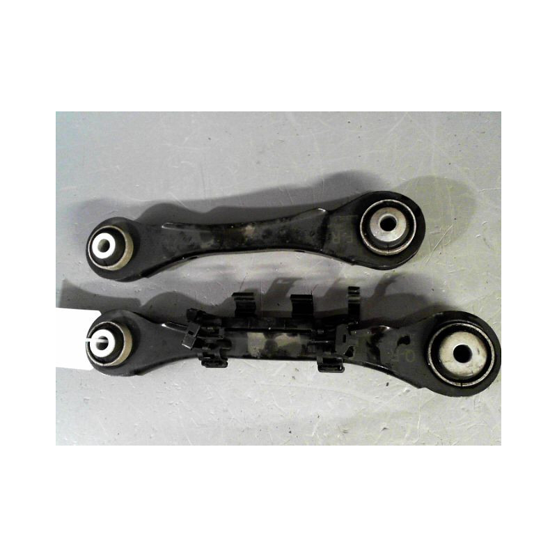 TRIANGLE SUPERIEUR ARRIERE DROIT BMW SERIE 1