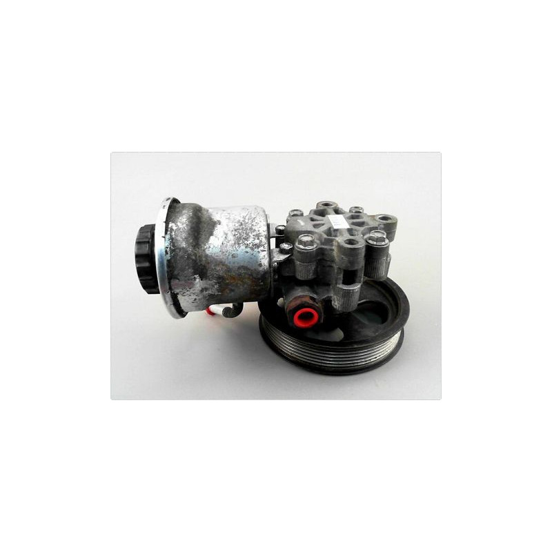 POMPE DIRECTION ASSISTEE TOYOTA AVENSIS II PH2 2006-2009