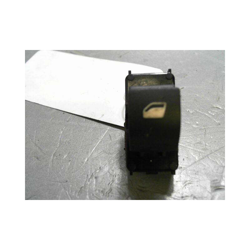 COMMANDE LEVE-GLACE PORTE ARD CITROEN C4