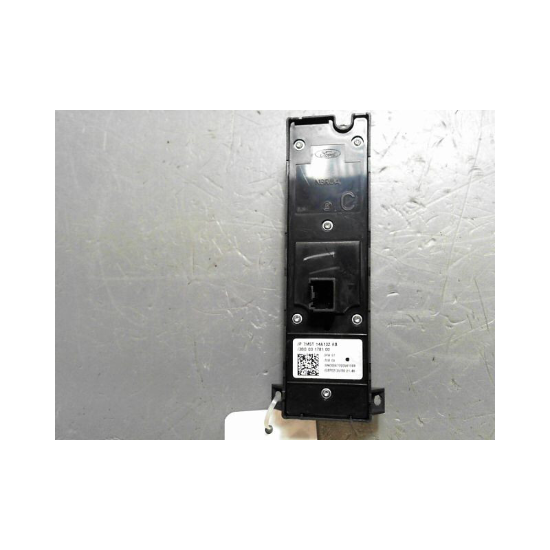 COMMANDE LEVE-GLACE PORTE AVG FORD FOCUS