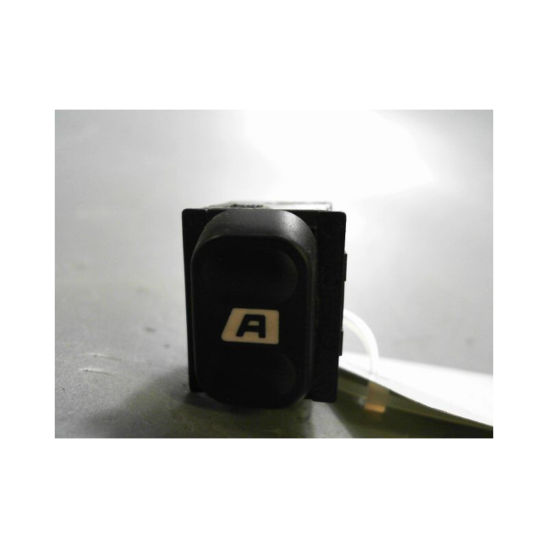 COMMANDE LEVE-GLACE PORTE ARG PEUGEOT 607