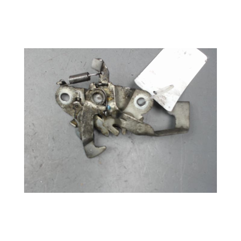 SERRURE CAPOT PEUGEOT 107