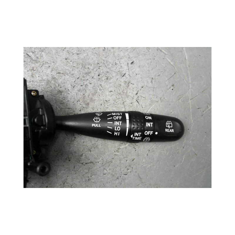 COMMANDE ESSUIE GLACE TOYOTA COROLLA
