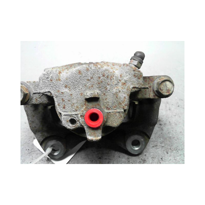 ETRIER DE FREIN AVANT DROIT DAIHATSU CUORE