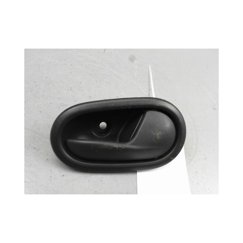POIGNEE INTERIEURE PORTE AVANT DROIT DACIA SANDERO II Phase 1 2012-...