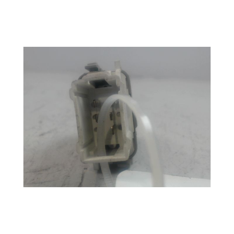 COMMANDE LEVE-GLACE PORTE ARG RENAULT VELSATIS