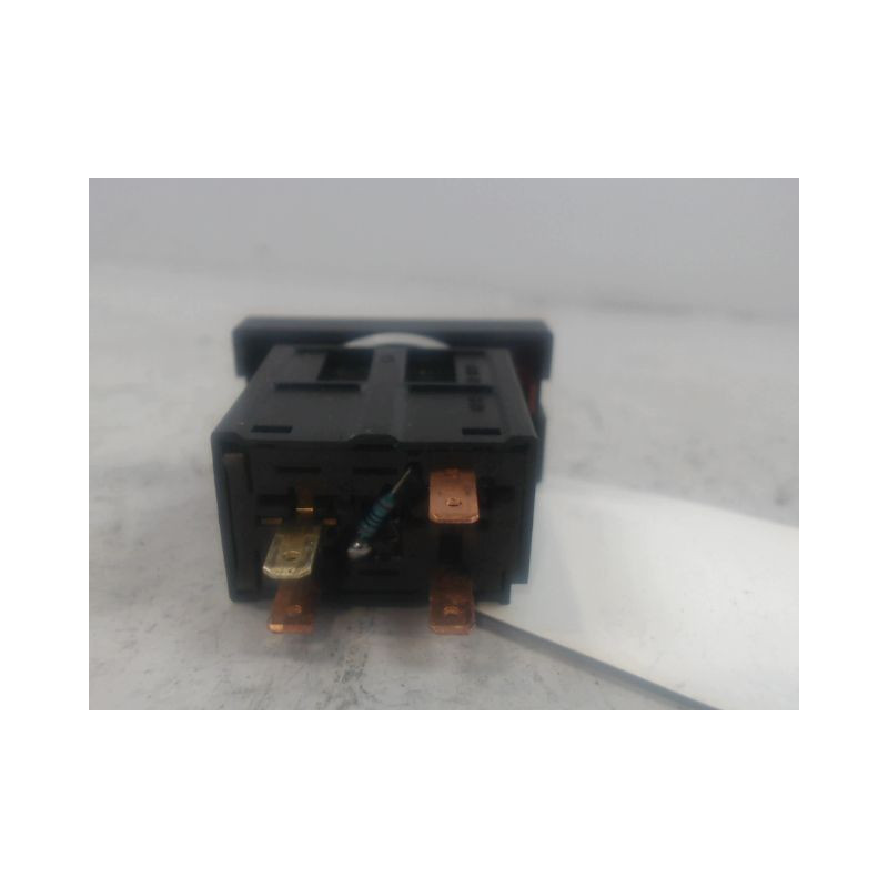 BOUTON DE WARNING OPEL VECTRA 99-2002