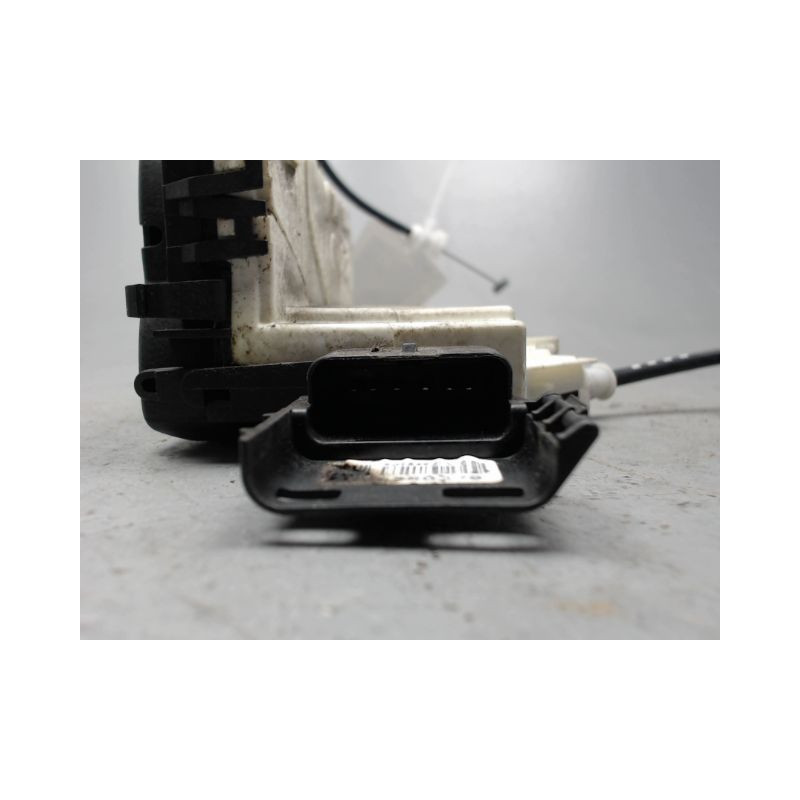 SERRURE PORTE AVANT DROIT PEUGEOT 308